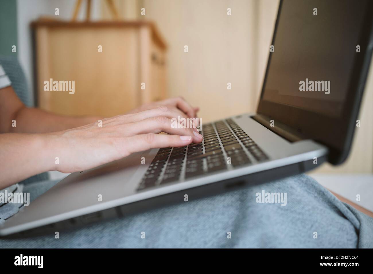 Typing using hi-res stock photography and images - Alamy