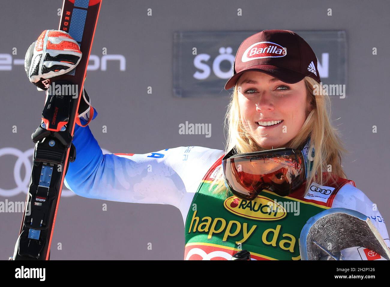 Solden, Austria. 23rd Oct, 2021. Alpine Ski World Cup 2021-2022: 1st Women Giant Slalom opening race as part of the Alpine Ski World Cup in Solden on October 23, 2021; Mikaela Shiffrin (USA) (Photo by Pierre Teyssot/ESPA-Images) Credit: European Sports Photo Agency/Alamy Live News Stock Photo