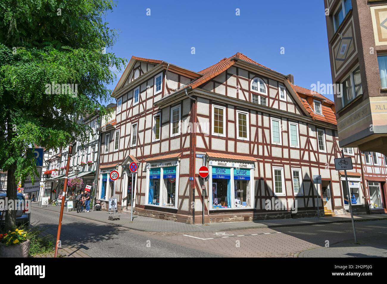 Straßenszene, Am Markt, Altstadt, Witzenhausen, Hessen, Deutschland
