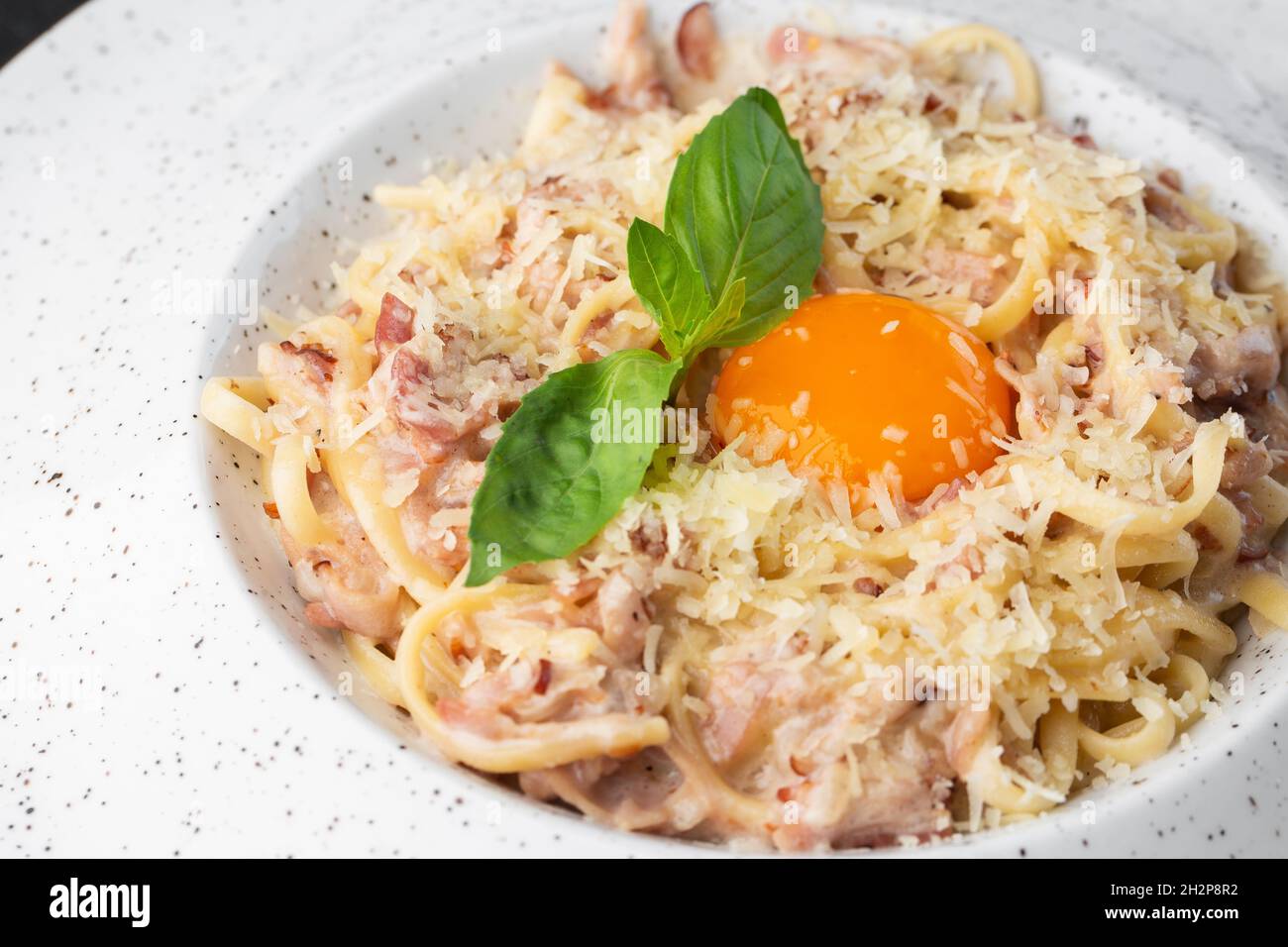 Pasta Carbonara Spaghetti With Bacon Parmesan Cream Sauce And Egg Yolk Macro Close Up Isolated On A White Round Plate Mediterranean Gourmet Food Stock Photo Alamy