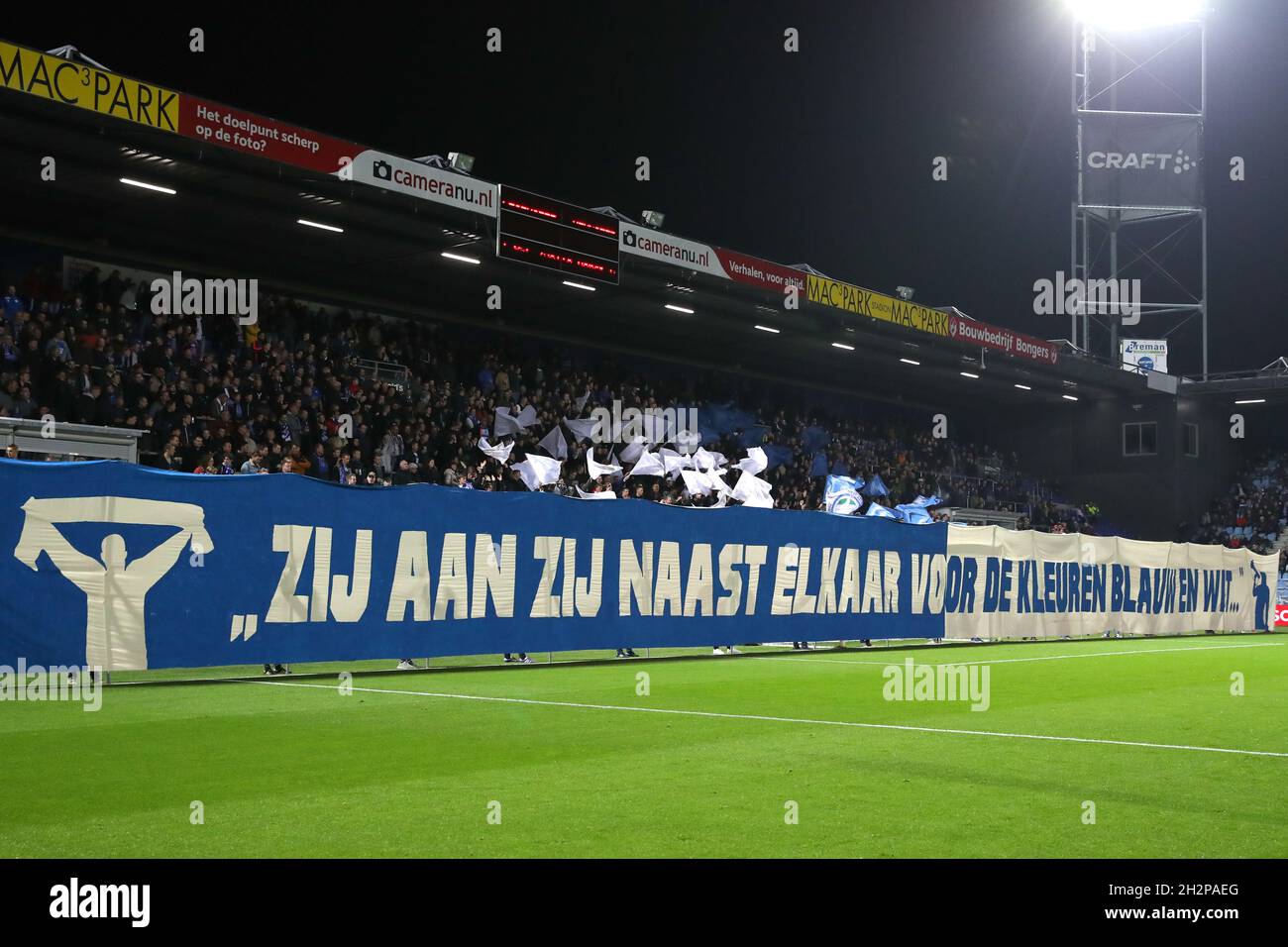 ZWOLLE, NETHERLANDS OCTOBER 23 Fans during the Dutch Eredivisie
