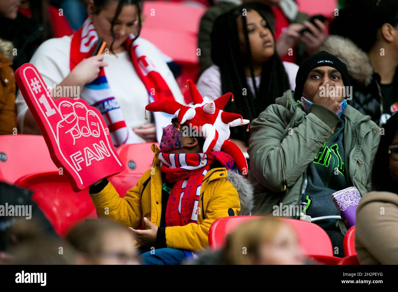 LONDON, UK. OCT 23RD England fans cheers on during the FIFA Women's World Cup Group D Qualifying match between England Women and Northern Ireland at Wembley Stadium, London on Saturday 23rd October 2021. (Credit: Federico Maranesi | MI News) Credit: MI News & Sport /Alamy Live News Stock Photo
