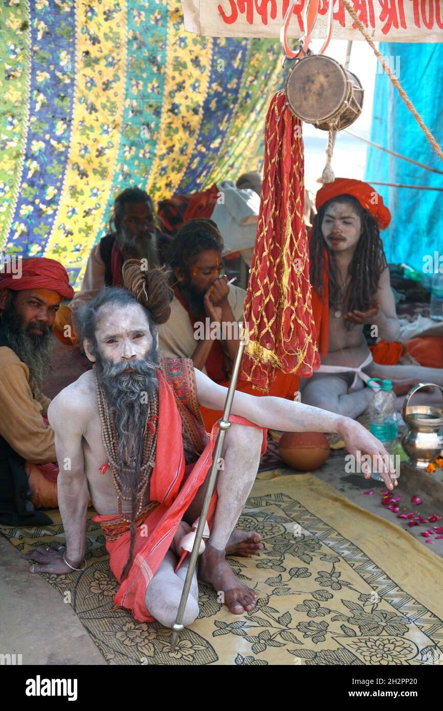 India. Varanasi (benares). Sadhu Stock Photo - Alamy