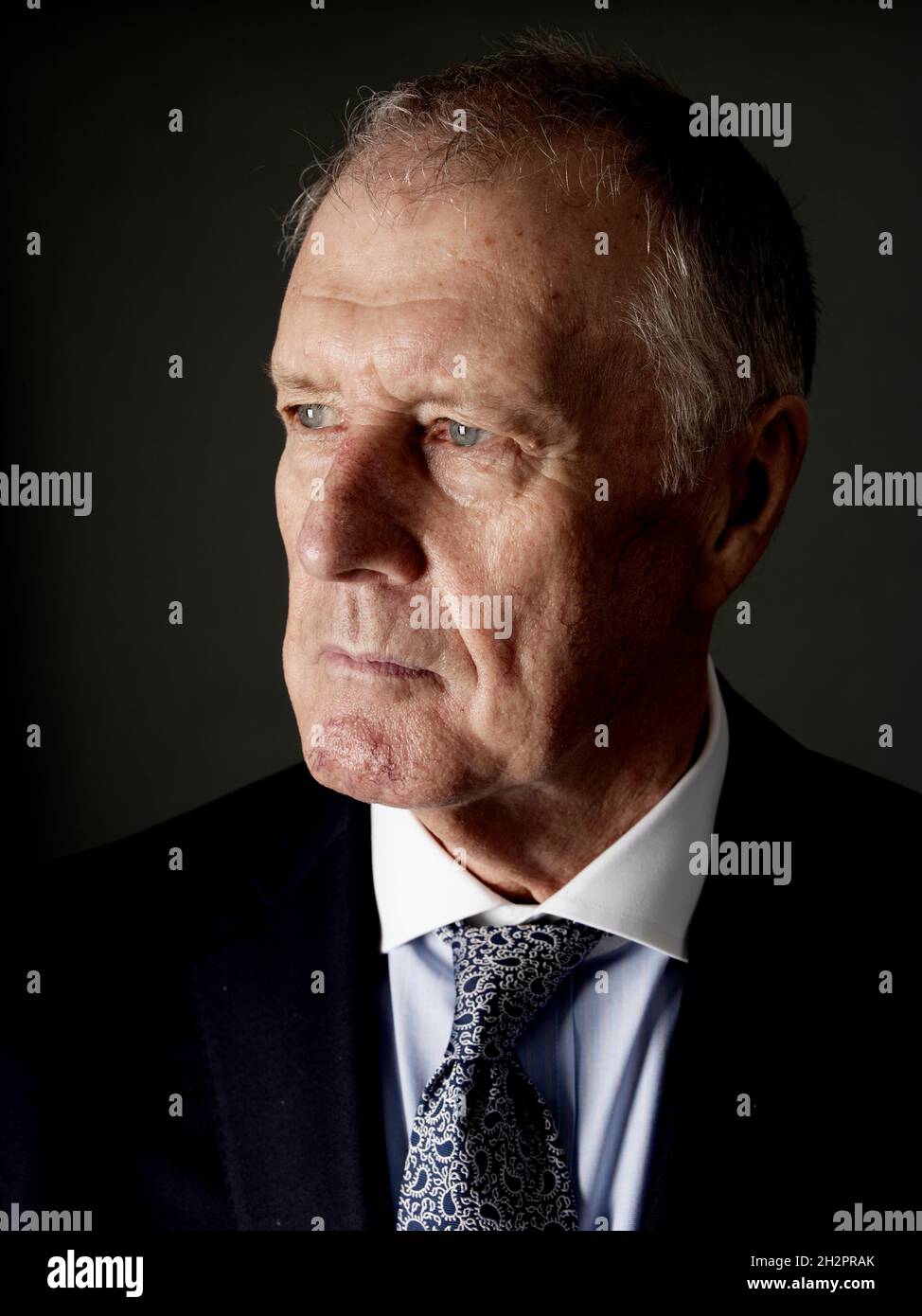 1966 world cup final geoff hurst hi-res stock photography and images ...