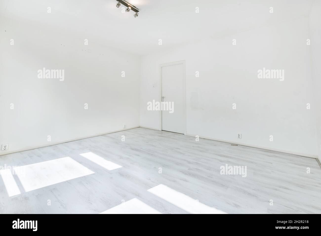 Interior design of stylish cozy room in elegant house Stock Photo - Alamy