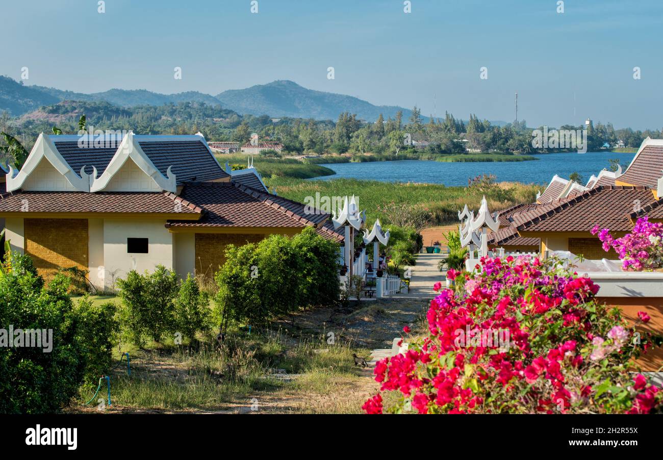 Expatriate community hires stock photography and images Alamy