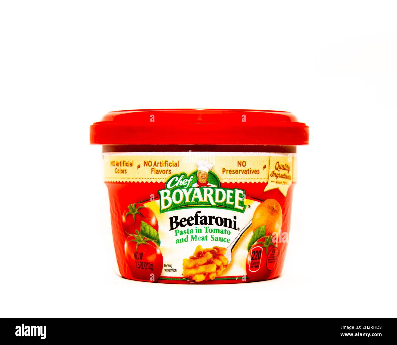 A container of Chef Boyardee Beefaroni Pasta in tomato and meat sauce, with no preservatives and no artificial colors, ready to heat in microwave. Stock Photo