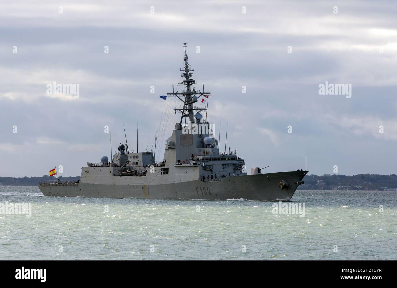F102 Almirante Juan de Borbon  a Spanish F-100 class air defence frigate approaching Portsmouth Harbour, Portsmouth, Hampshire, England, UK Stock Photo