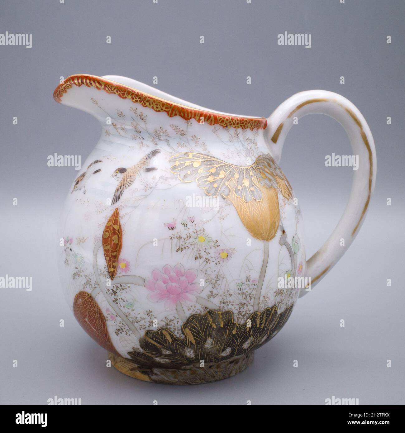 Fine Antique Japanese Kutani Porcelain Creamer Decorated With Birds and
