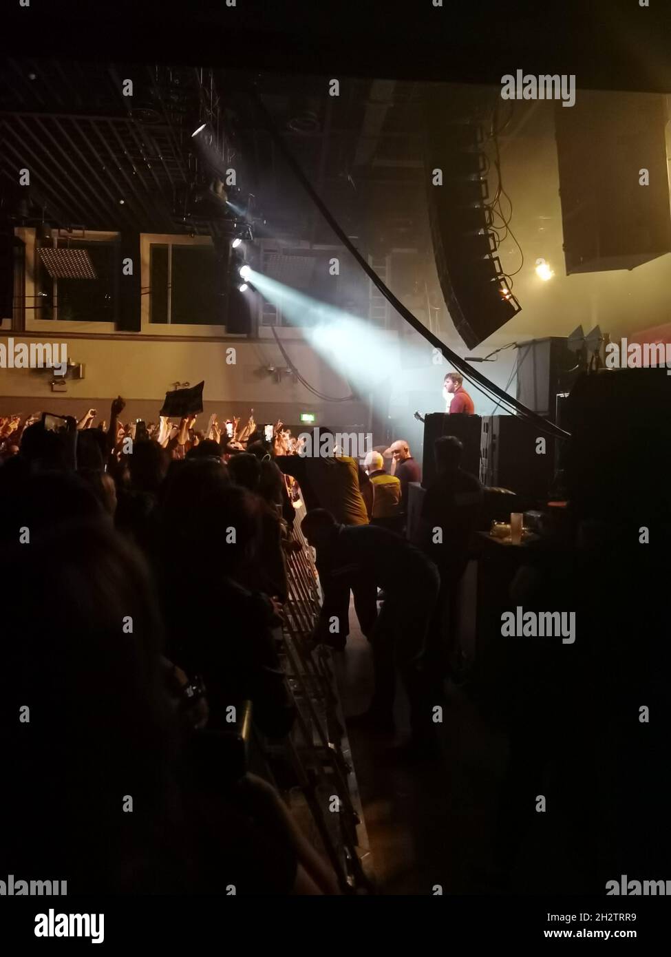 19 October 2021 Mountford Hall, Liverpool Guild of Students, YungBlud Life on Mars tour final night, wide angle. View of the audience and stage from the wings. Stock Photo
