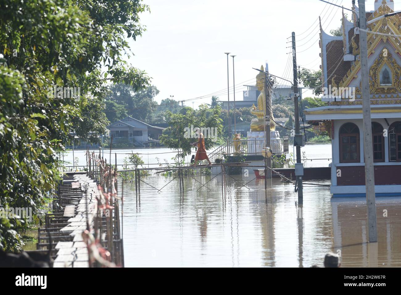 Pathum Thani Thailand 24th Oct 21 Thailand Wat Kai Tia Pathum Thani Province Has Been Flooded For Weeks Because The Area Is Adjacent To The Chao Phraya River On October 24