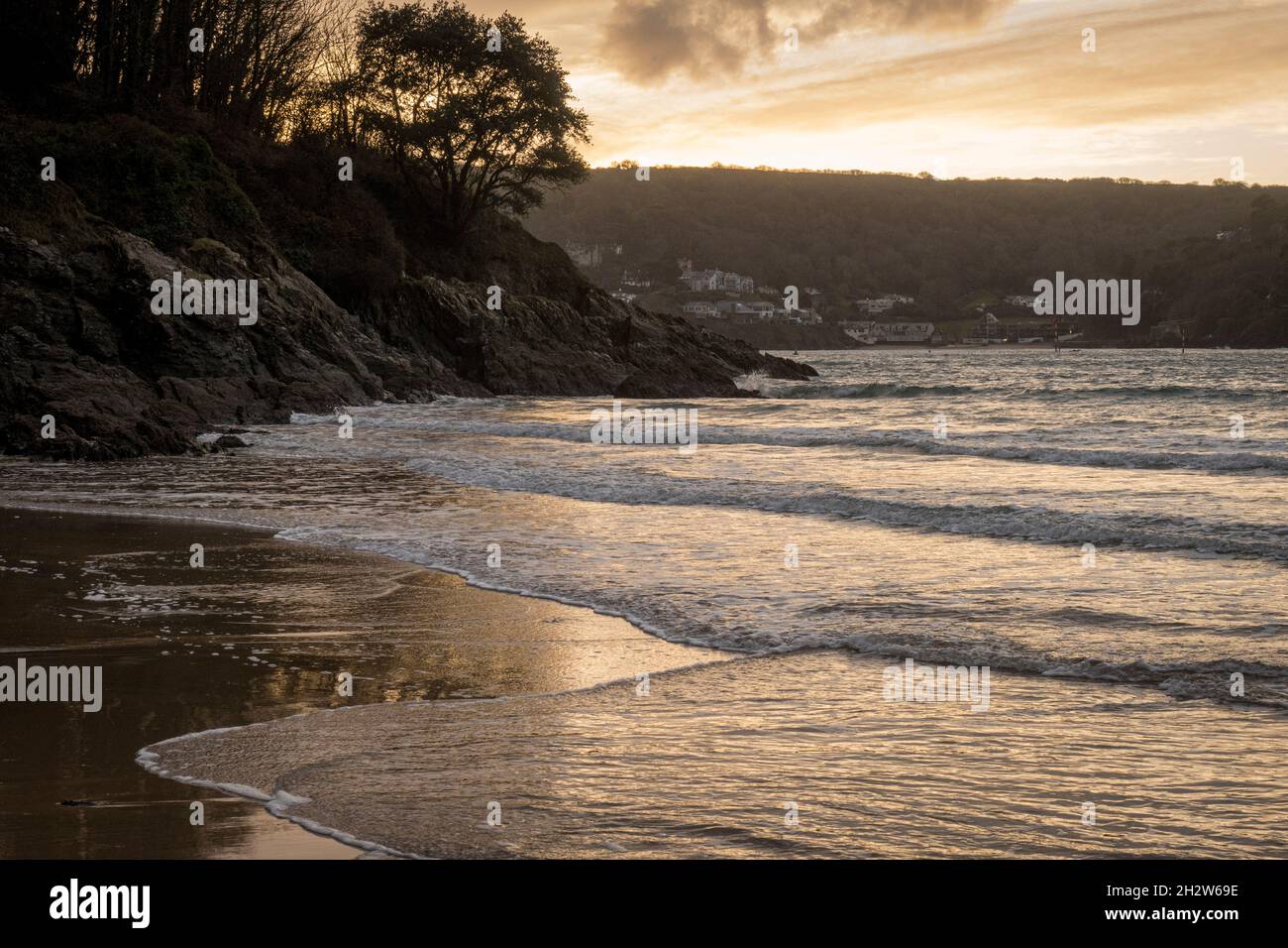 Salcombe sunset hi-res stock photography and images - Alamy