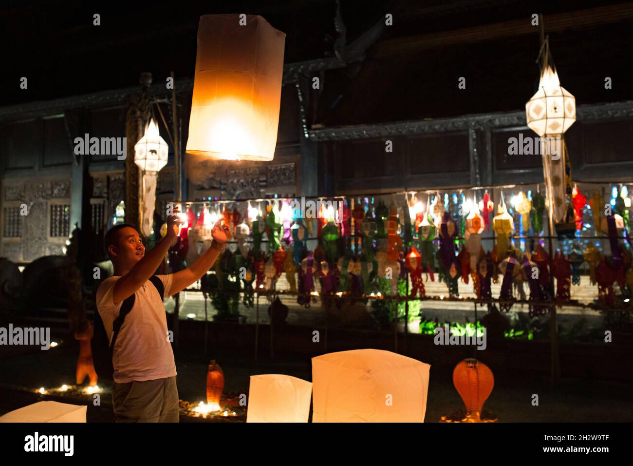 Chiang Mai, Thailand - November 3, 2017: Unidentified people setting the fire lanterns during the Loy Krathong festival. Stock Photo