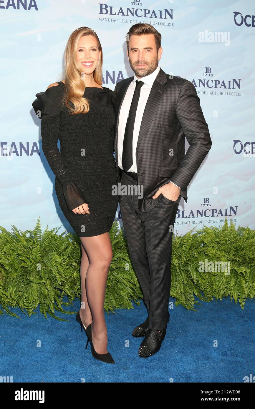 Ashley Stack Wahler, Jason Wahler at the Oceana's 14th Annual SeaChange Summer Party at a Private Residence on October 23, 2021 in Laguna Beach, CA (Photo by Katrina Jordan/Sipa USA) Stock Photo
