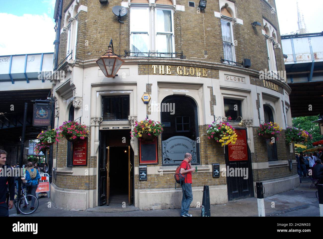 The Globe Tavern near Borough Market in London Stock Photo
