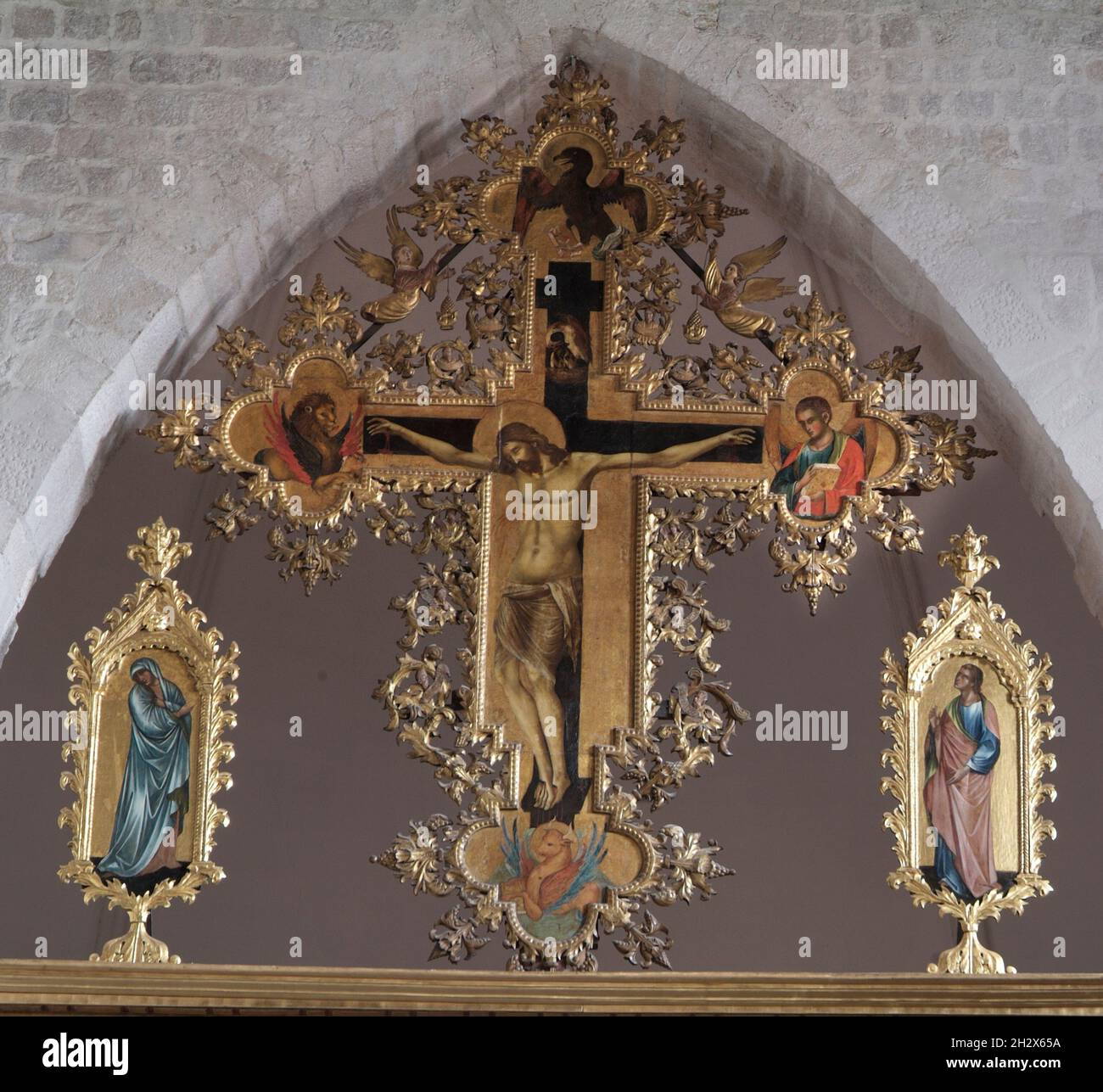 Dubrovnik, Dominikanerkloster, Klosterkirche, Kruzifix mit Mutter Gottes und Heiligem Johannes von Paolo Veneziano (1300-1362)  (1300-1362) Stock Photo
