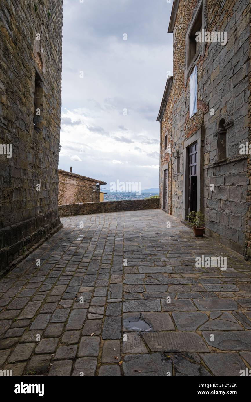 Tuscany stone houses hi-res stock photography and images - Page 19 - Alamy