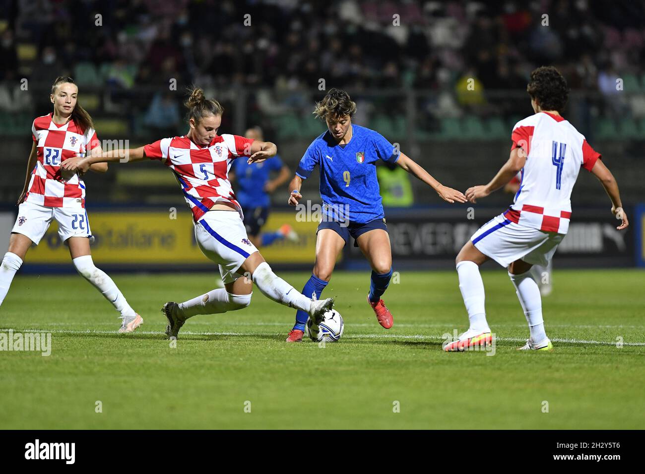 Valentina Giacinti of Italy and Katarina Pranjes of Croatia in action  during the UEFA women's world cup qualifying round between ITALIA and  CROATIA at Stock Photo - Alamy