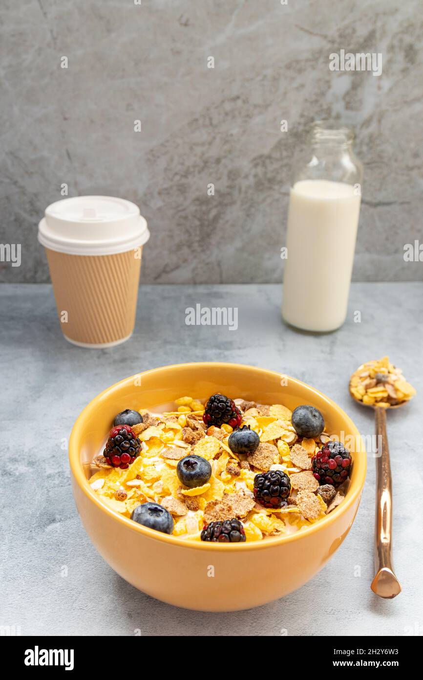 Breakfast with granola cereal and fruits Stock Photo Alamy