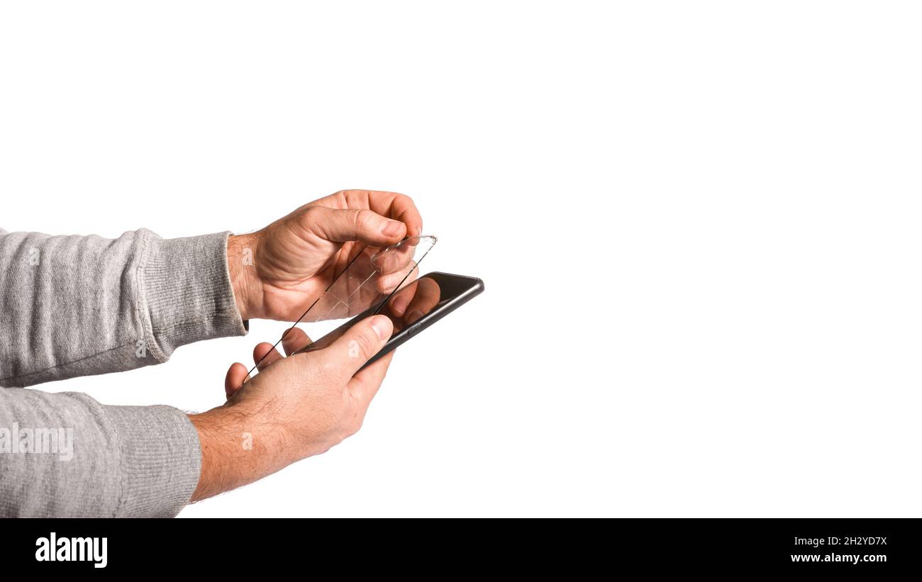 Process of removing broken tempered glass screen protector from