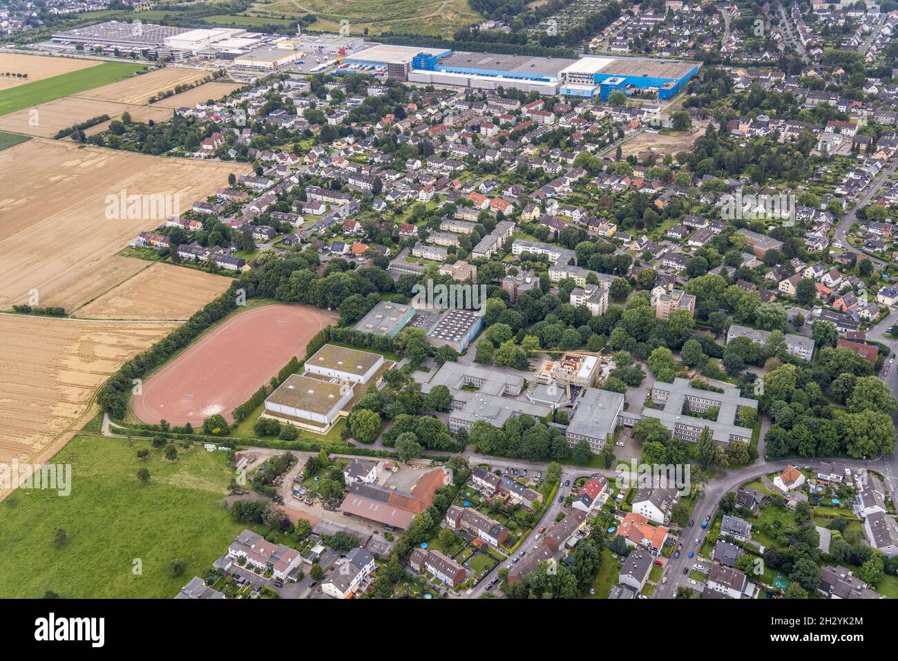 Aerial view, Geschwister-Scholl-Gesamtschule, Brackel, Dortmund, Ruhr area, North Rhine-Westphalia, Germany, DE, Europe, birds-eyes view, aerial photo Stock Photo