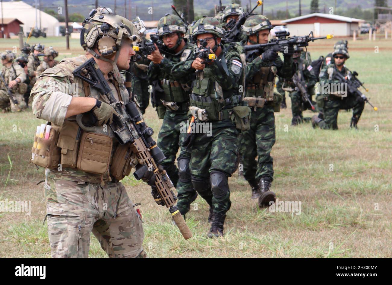 SCHOFIELD BARRACKS, Hawaii – A Green Beret with 3rd Battalion, 1st