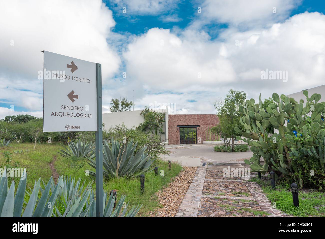 Archeology landmarks hi-res stock photography and images - Alamy