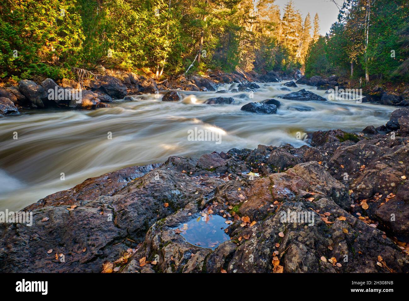 Grassy high falls hi-res stock photography and images - Alamy