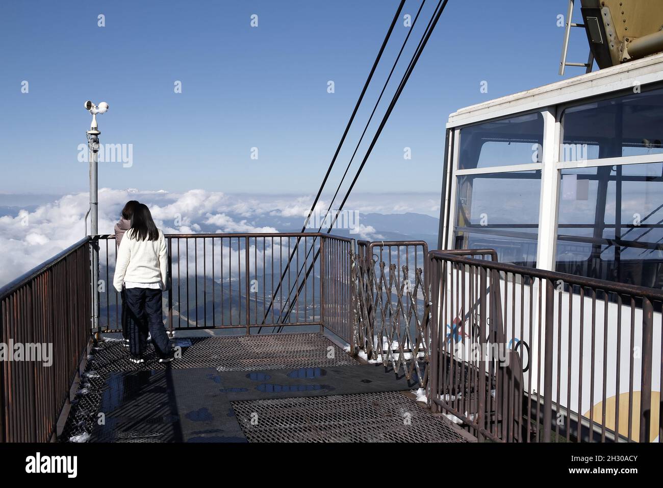 Ryuoo Ropeway Nagano, Japan, 2021-22-10 , People at the sora terrace ropeway, A ...