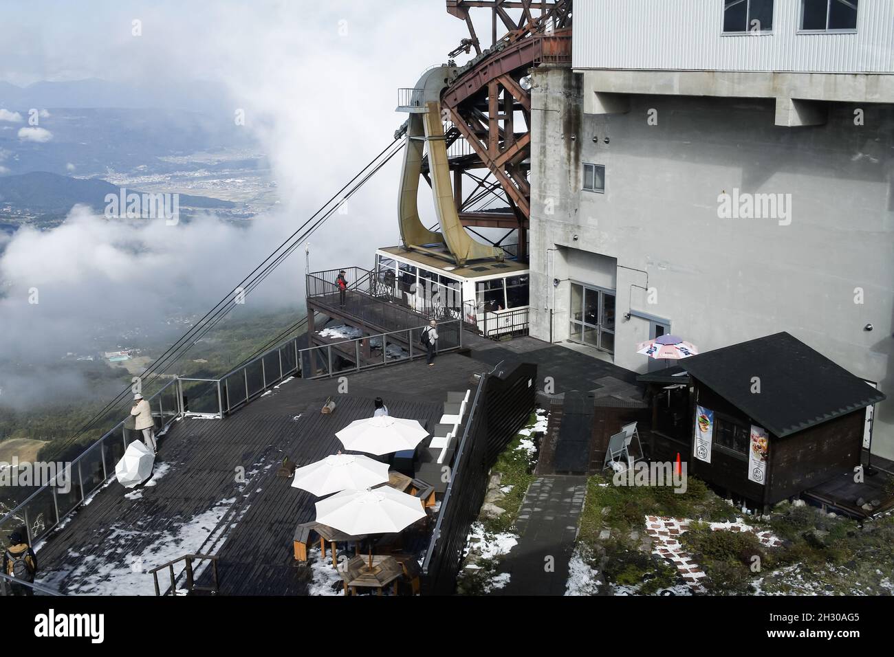 Ryuoo Ropeway Nagano, Japan, 2021-22-10 , View of the observation deck and the ...