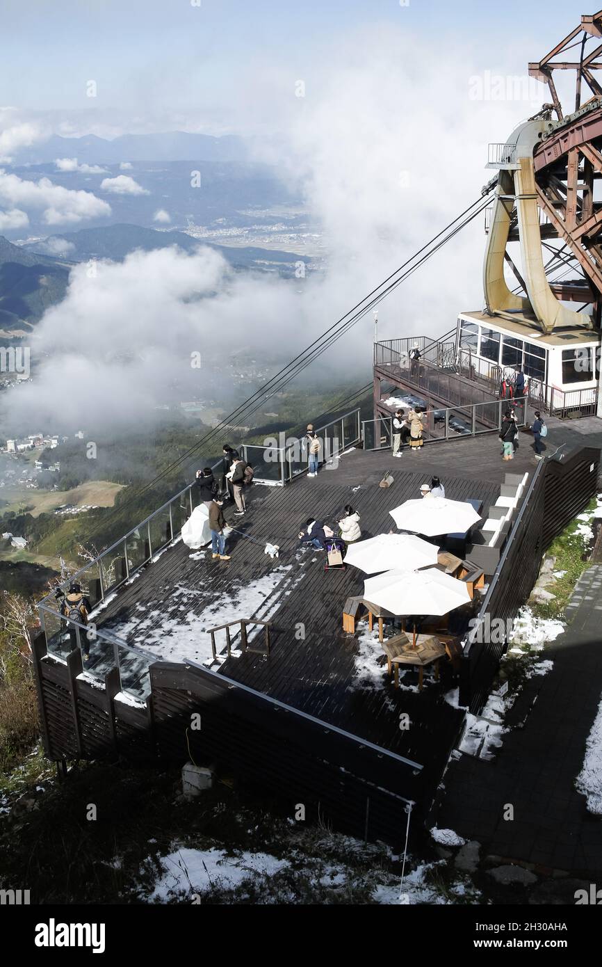 Ryuoo Ropeway Nagano, Japan, 2021-22-10 , View of the observation deck and the ...