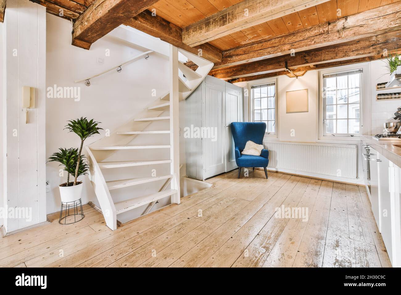 Bright interior design of a luxury room Stock Photo - Alamy