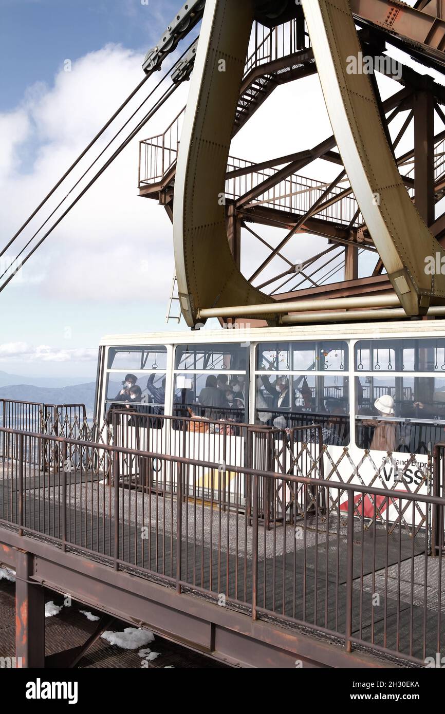 Ryuoo Ropeway Nagano, Japan, 2021-24-10 , Gondola arriving at the Ryuoo Sora Terrace ...