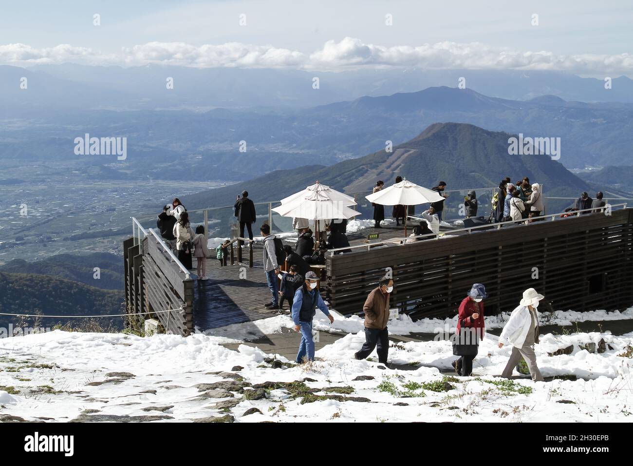 Ryuoo Ropeway Nagano, Japan, 2021-24-10 , the Ryuoo Sora Terrace, a utopia-like ...