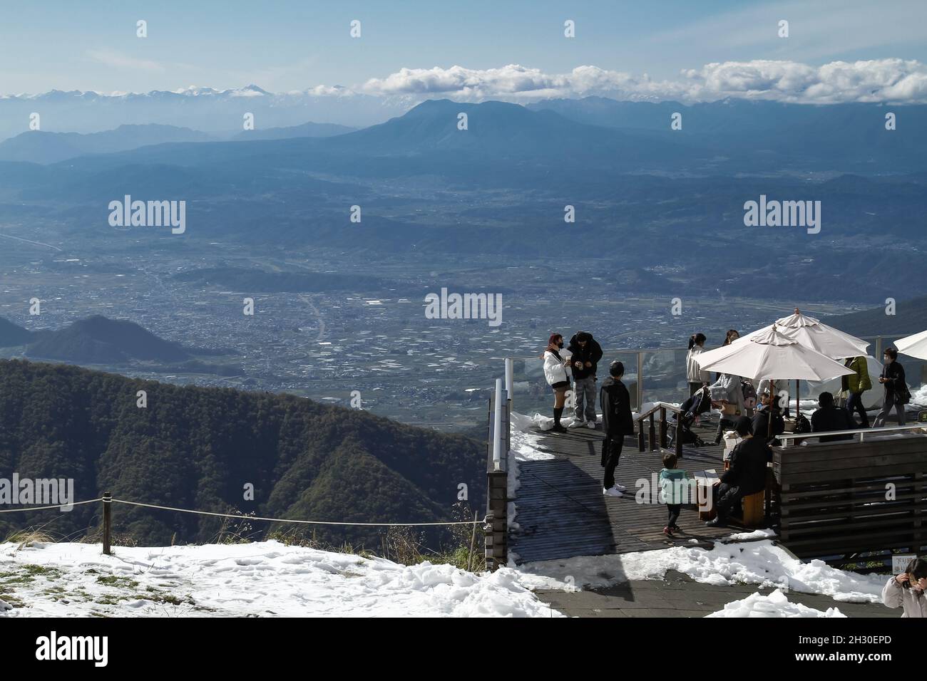 Ryuoo Ropeway Nagano, Japan, 2021-24-10 , the Ryuoo Sora Terrace, a utopia-like ...