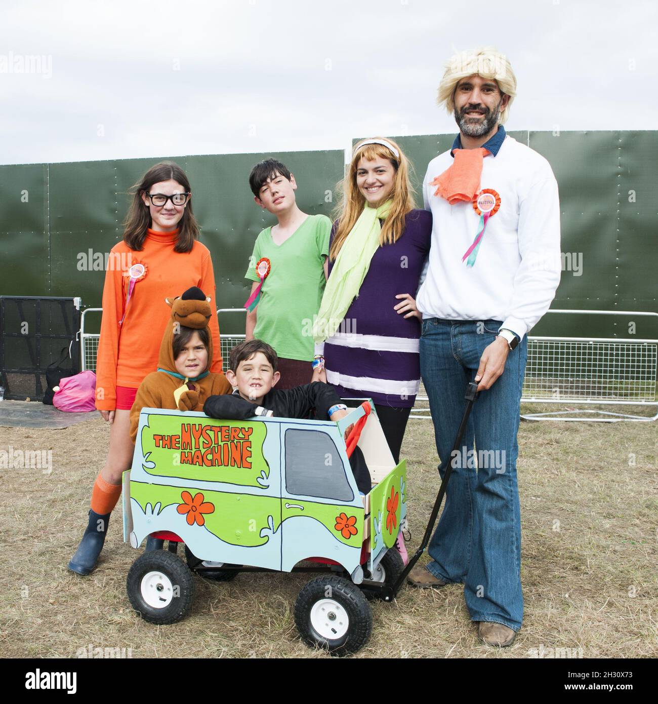 Scooby doo costume hi-res stock photography and images - Alamy
