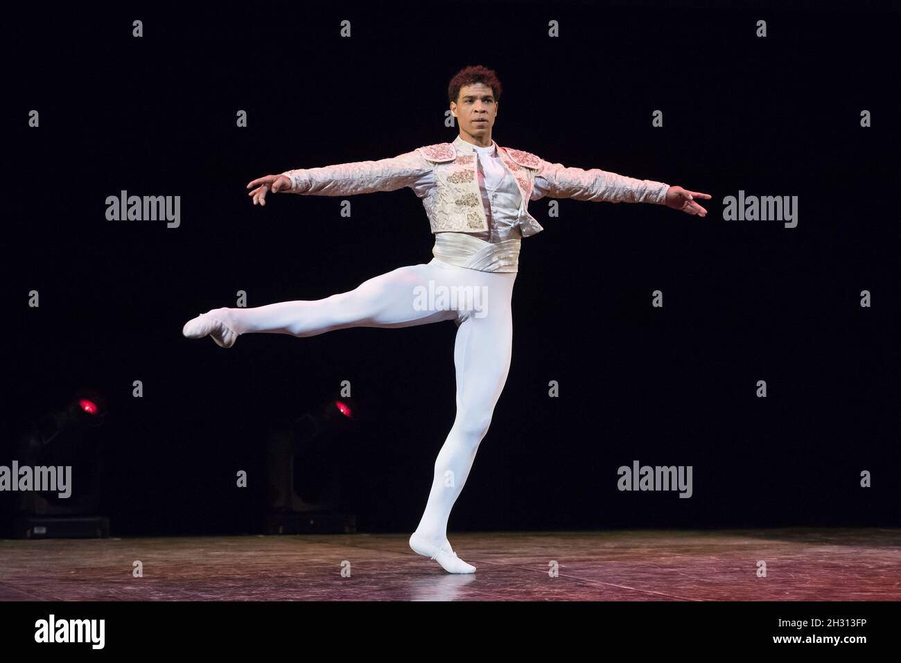 Carlos Acosta rehearses Don Quixote as part of Carlos Acosta: The ...