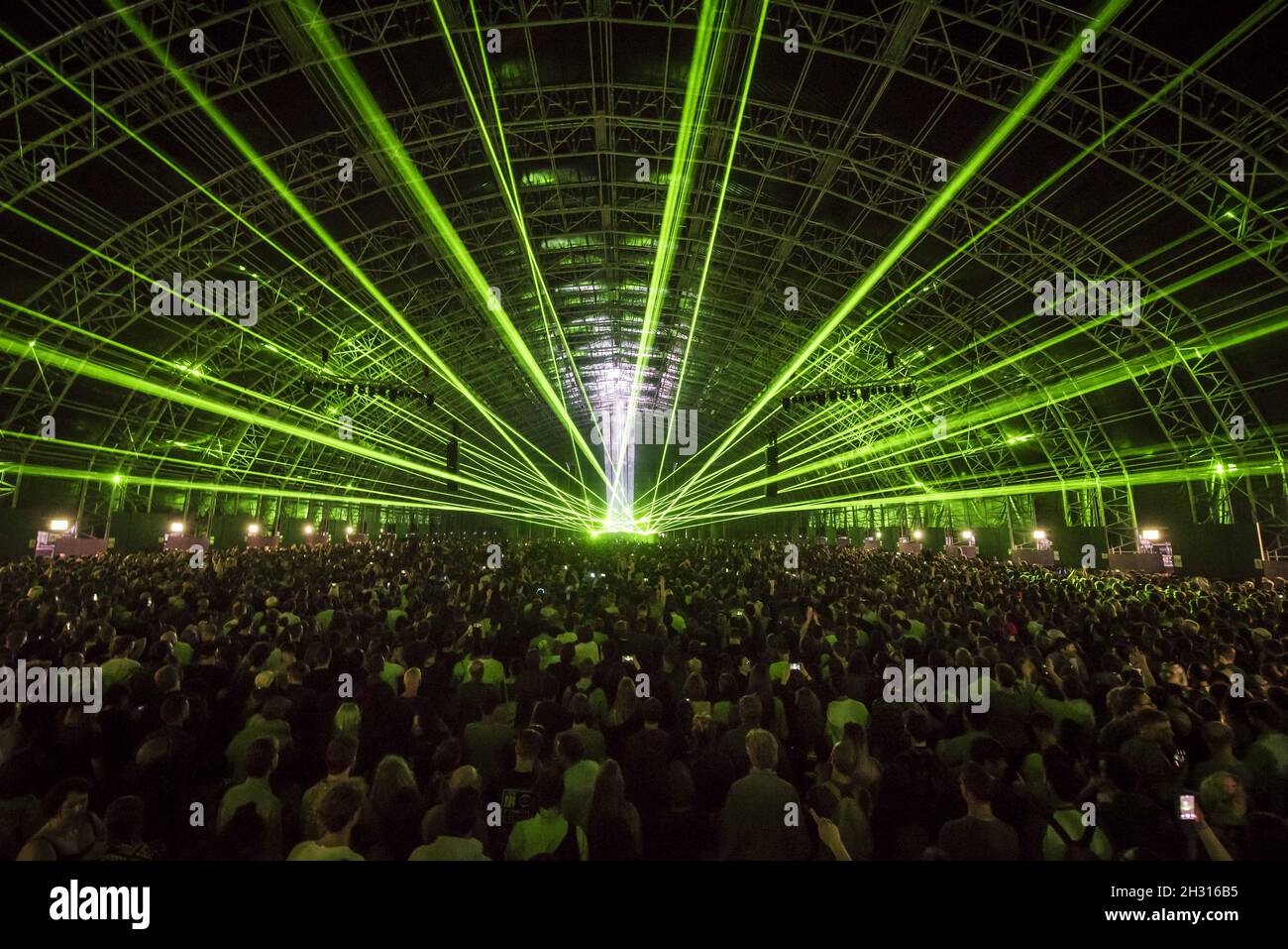 General view of the Barn stage during as Aphex Twin performs live at Field Day Festival 2017, Victoria Park, London.  Picture date: Saturday 3rd June 2017. Photo credit should read: Â© DavidJensen/EMPICS Entertainment Stock Photo