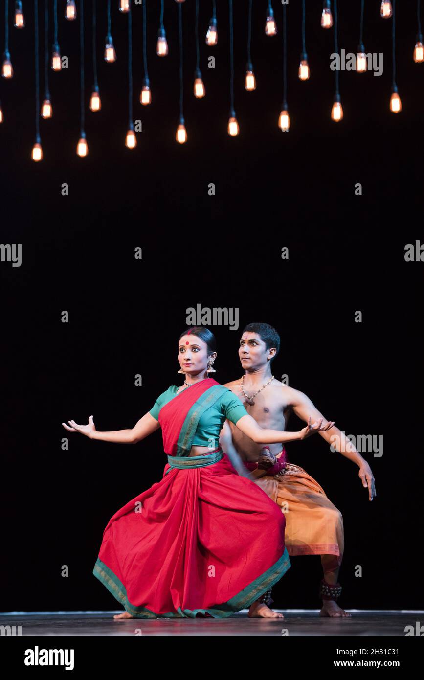 Renjith Babu and Neha Mondal Chakravarty perform An Evening of Bharatanatyam as part of the Darbar Festival at Sadler's Wells London. Picture date: Friday 23rdNovember 2018. Photo credit should read: David Jensen/EMPICS Entertainment Stock Photo