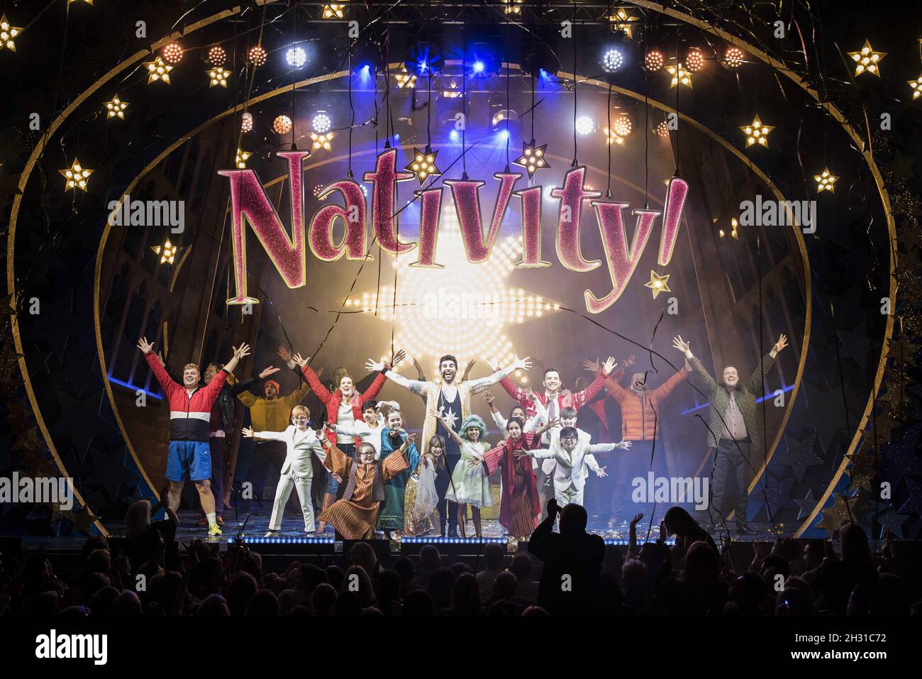 Panto cast hires stock photography and images Alamy