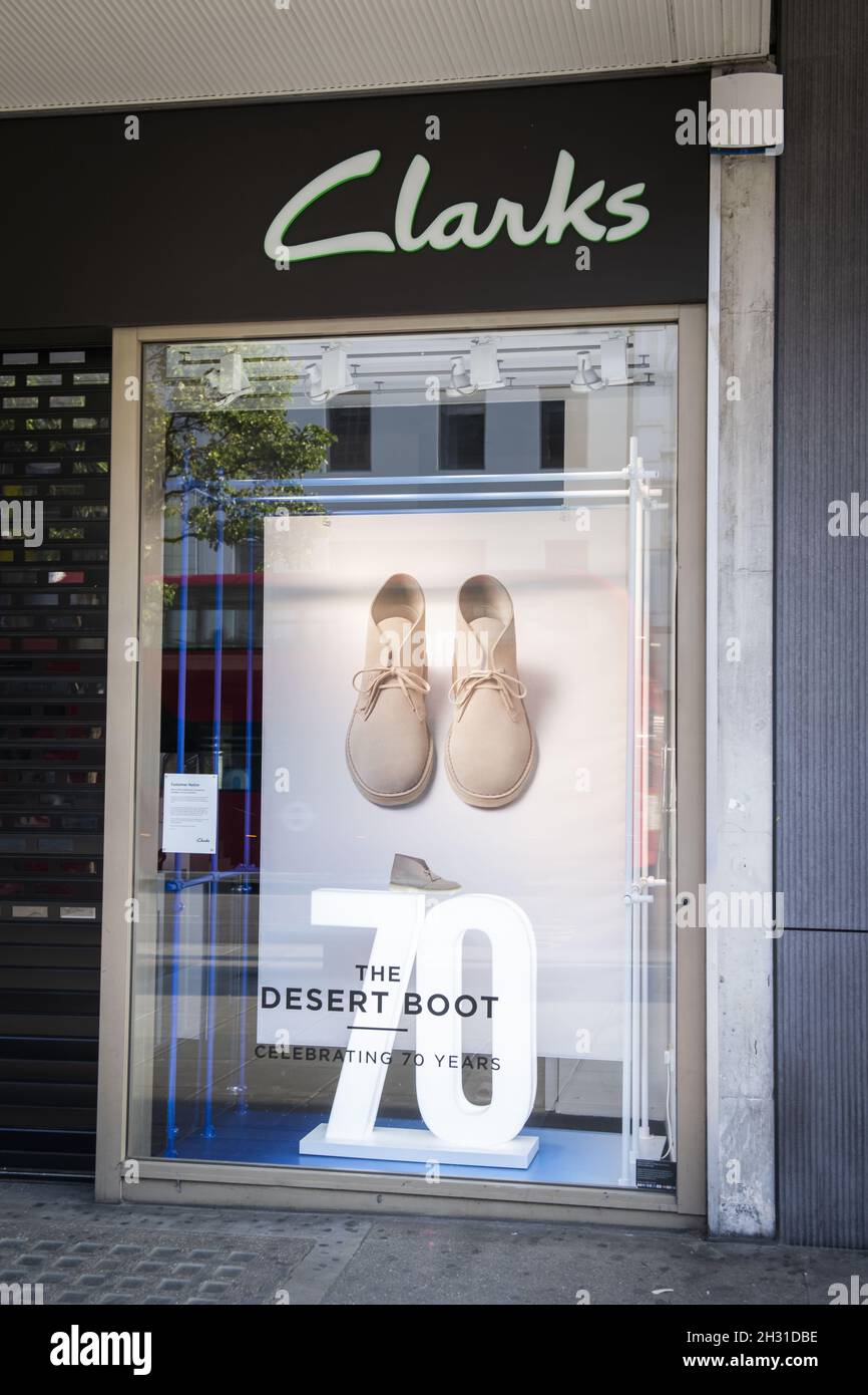 Clarks shoe store on Oxford Street London. Picture date: Saturday 9th May  2020. Photo credit should read: David Jensen/EMPICS Entertainment Stock  Photo - Alamy