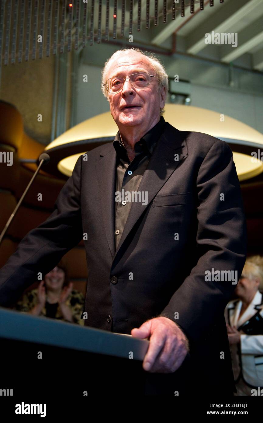 Sir Michael Caine speaks at  the £20 Million Opening of the Galleries of Modern London at the Museum of London, London, 27th May 2010. Stock Photo