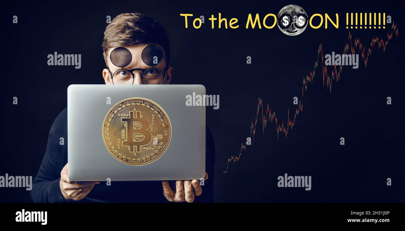 Cryptocurrency on laptop screen hi-res stock photography and images - Alamy