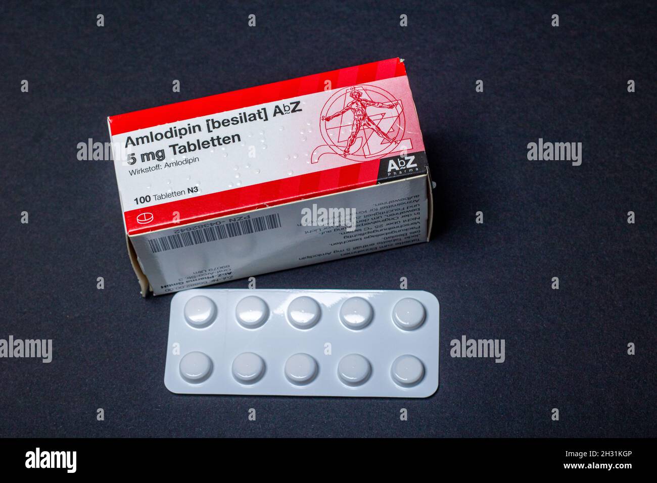 Neckargemuend, Germany: October 06, 2021: Packaging and tablets blister of the prescription drug Amlodipine, a blood pressure-lowering preparation fro Stock Photo