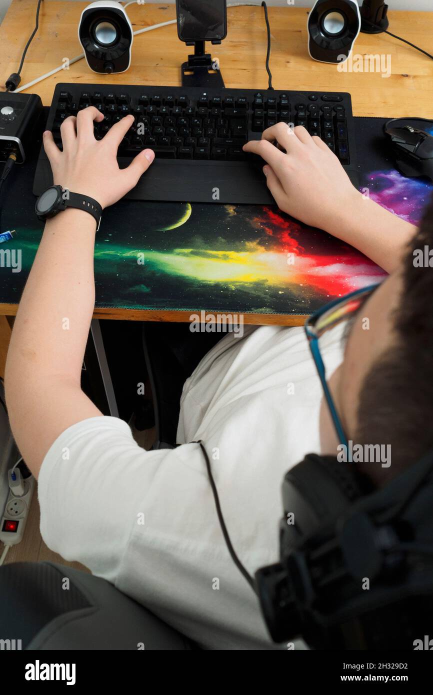 Lagos, Portugal: February 2021; Young boy playing the online game platform,  Roblox on a PC at home Stock Photo - Alamy