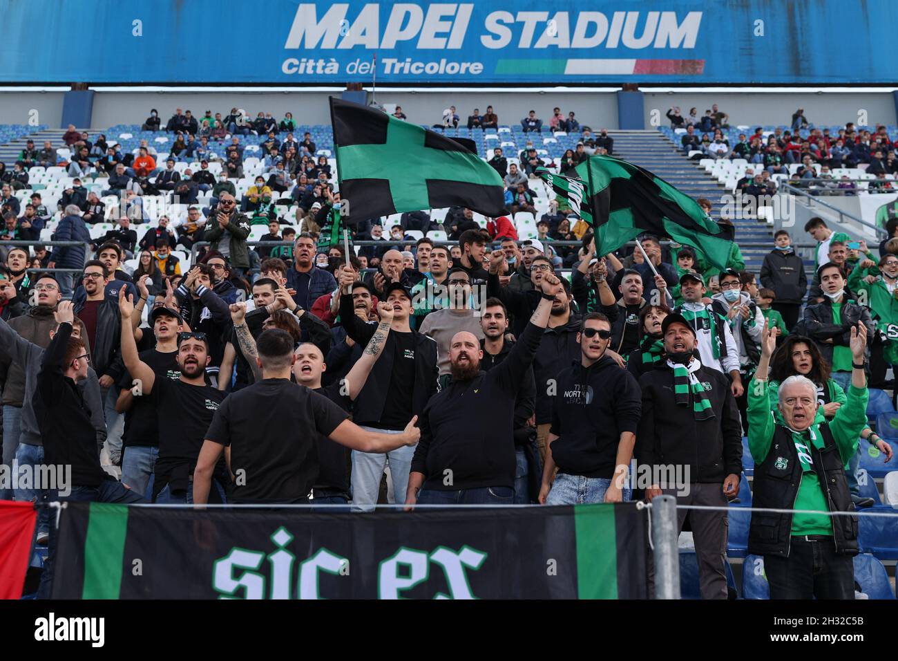 MAPEI Stadium, Reggio Emilia, Italy, October 23, 2021, US Sassuolo  supporters during US Sassuolo vs Venezia FC - Italian football Serie A  match Stock Photo - Alamy, image size:1300x956