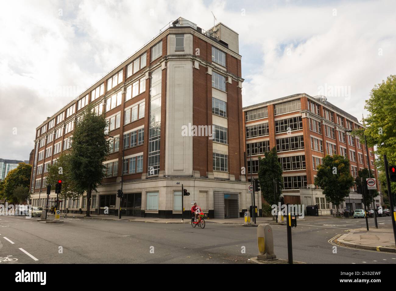 House with vineyard uk hires stock photography and images Alamy