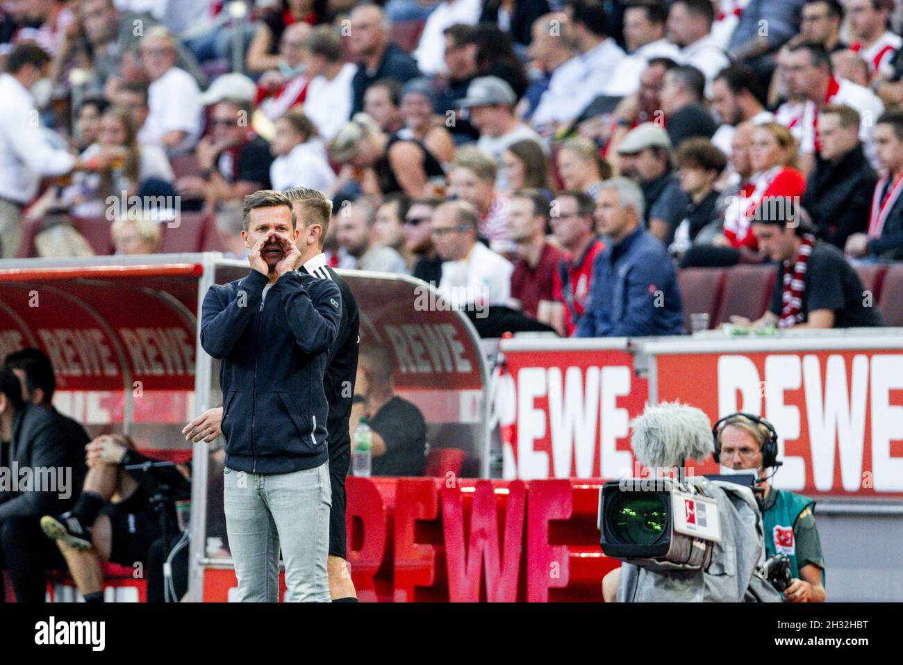 Kšln, RheinEnergieStadion, 18.09.21: Trainer Jesse Marsch (RB Leipzig) gibt Anweisungen im Spiel der 1.Bundesliga 1.FC Kšln vs. RB Leipzig Foto: pres Stock Photo
