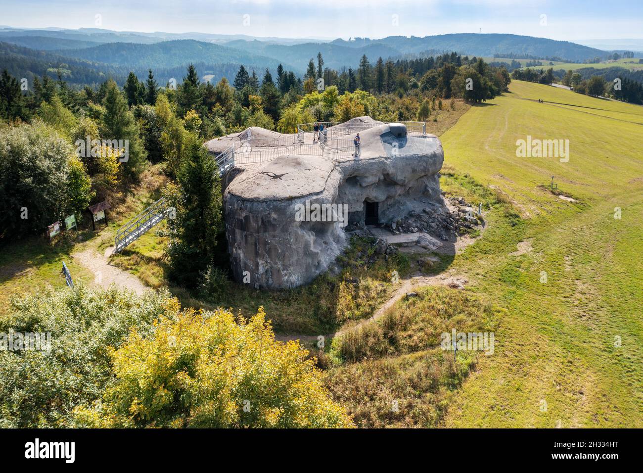 Pěchotní srub N-D-S 72 Můstek, Dělostřelecká tvrz Dobrošov, město Náchod, Ceska republika / The area of the Czechoslovak fortifications, artillery for Stock Photo