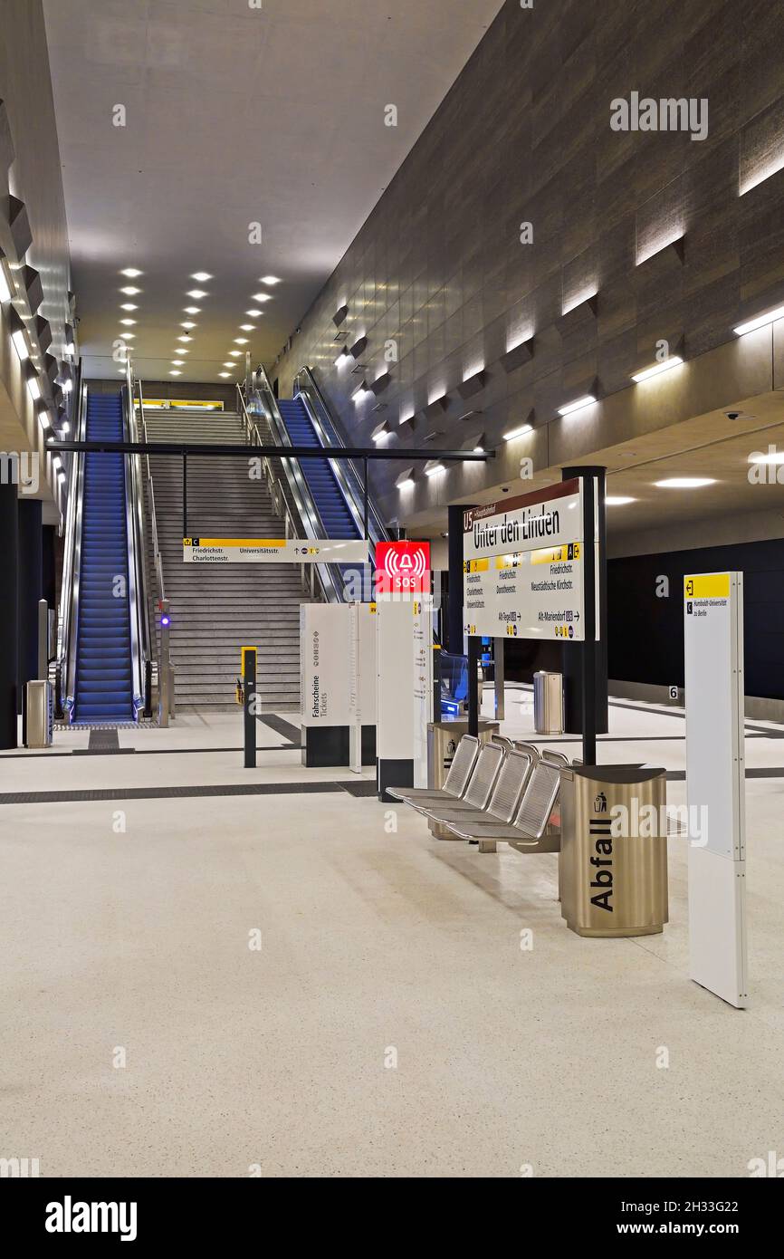 der neue Bahnhof "Unter den Linden" der U Bahn Linie U5, Berlin, Deutschland Stock Photo Alamy